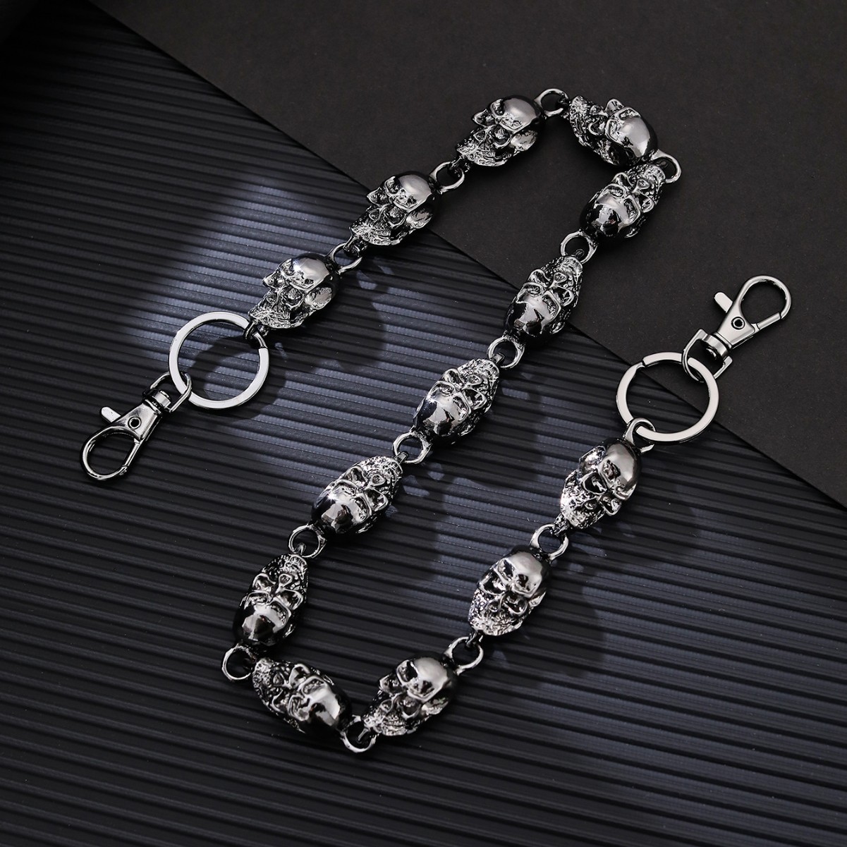 Portachiavi a Forma di Teschio - Women'S Jeans Accessories Chain recensione e prezzo